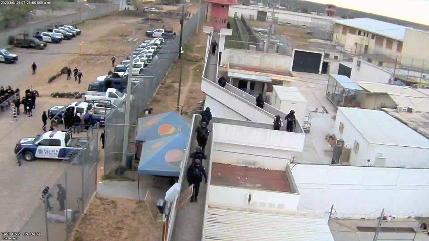 Hallan armas punzocortantes, animales, videojuegos y teles en penal de Nuevo Laredo