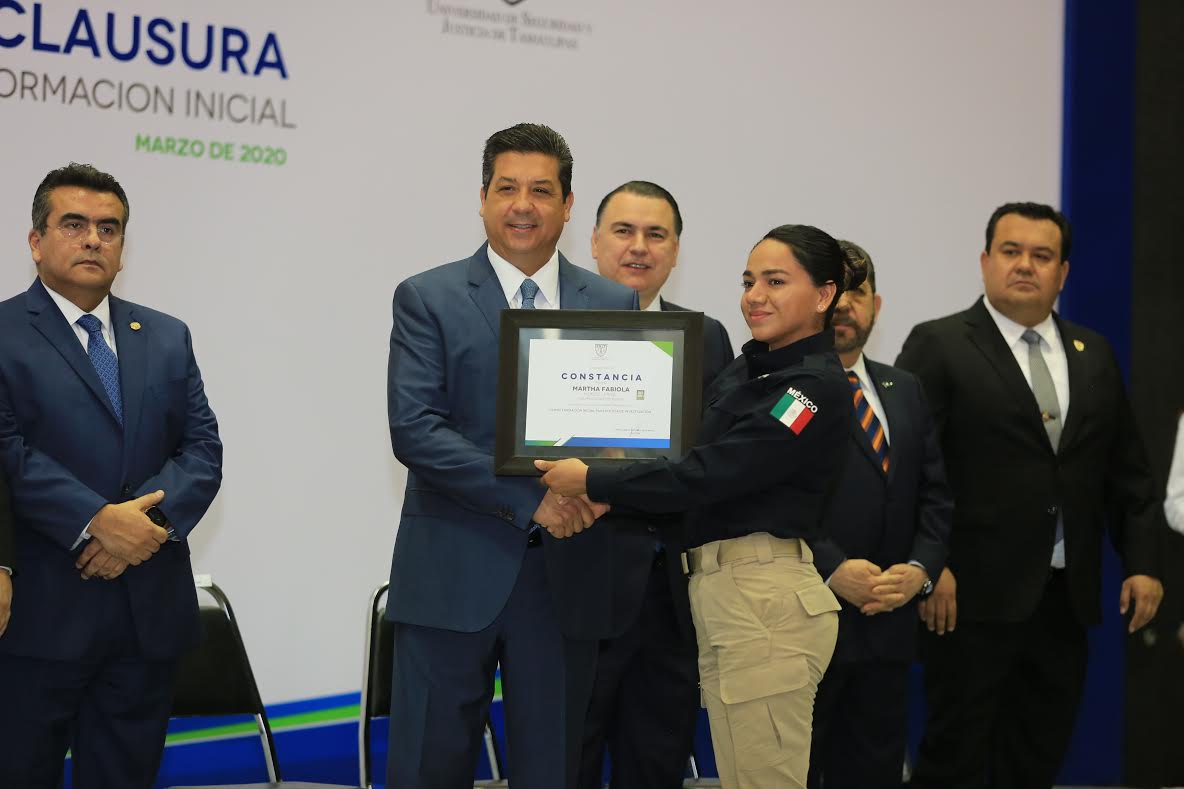 Fortalece gobierno de Tamaulipas corporaciones policiacas con agentes más preparados