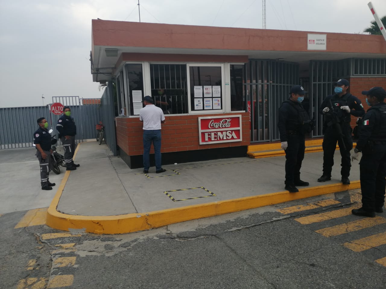 Clausura Coepris la Coca Cola y McDonald’s  en lucha contra Covid-19 en Ciudad Victoria