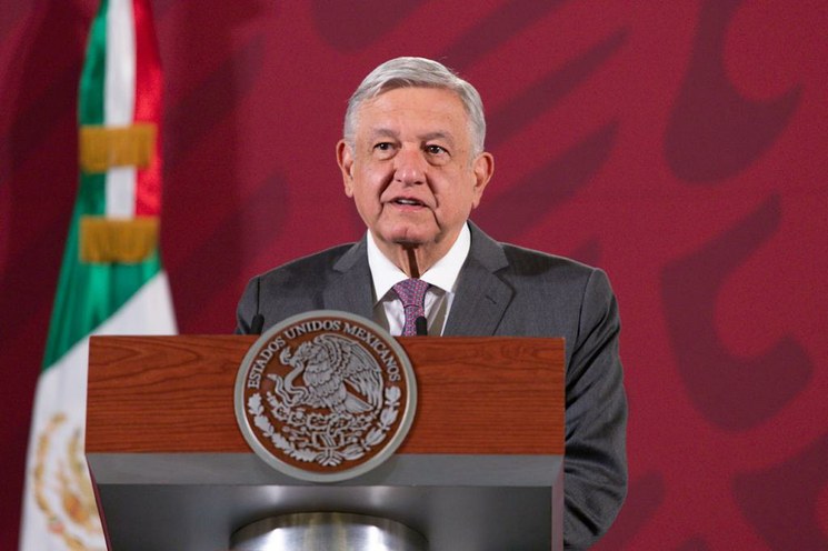 Ofrece AMLO   a ‘iracundos y alterados’ adelantar consulta sobre revocación de mandato
