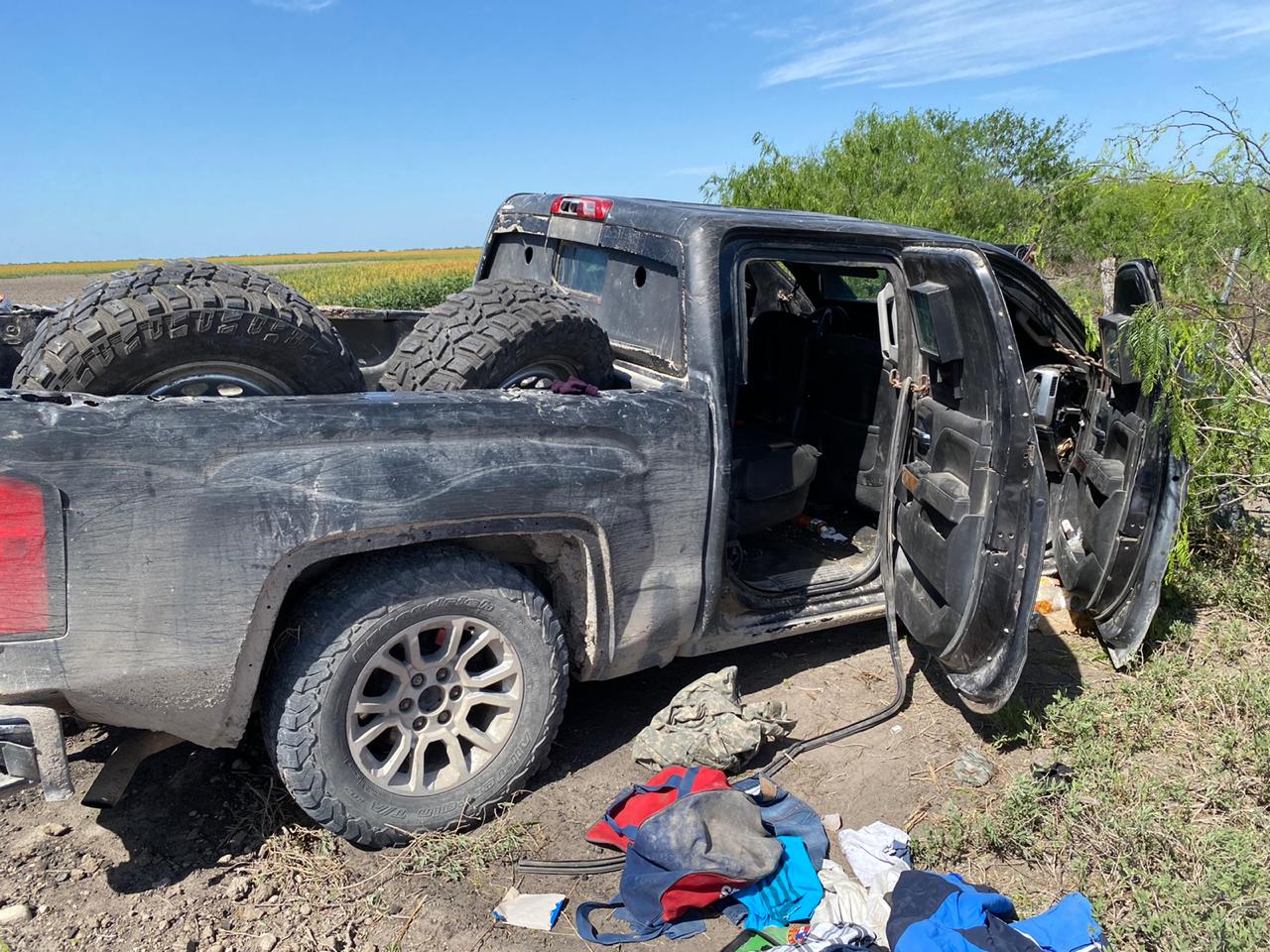 Con uso de Black Hawk, Semar asegura arsenal y detiene a 13 delincuentes en Tamaulipas
