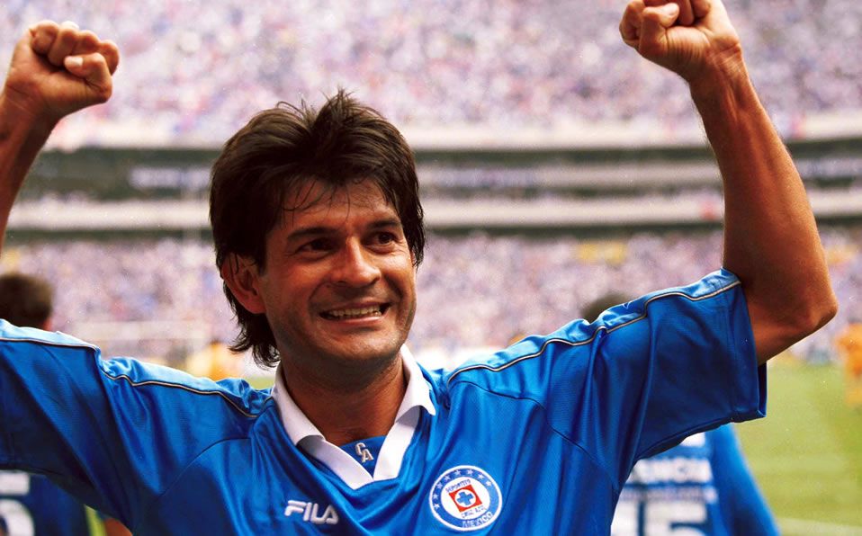 La oferta que Cardozo rechazó de Cruz Azul, aun sin contrato en Toluca en 2001
