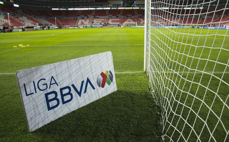 Con amenazas, clubes buscan reducir sueldos si Liga MX vuelve a puerta cerrada