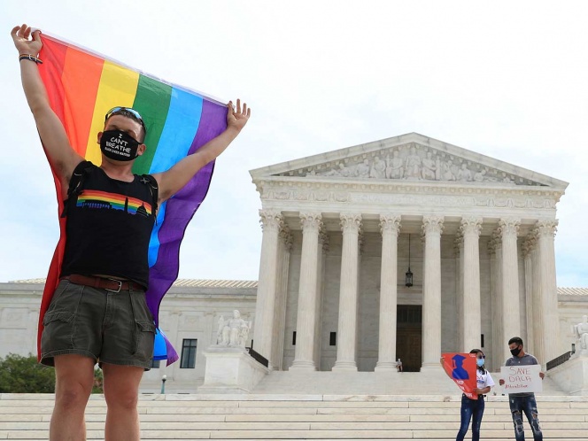 Corte de EU declara ilegal despidos por ser homosexual o ‘trans’