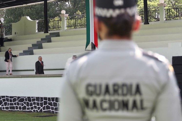 Acepta AMLO que en materia de seguridad pública su gobierno avanza en campo minado