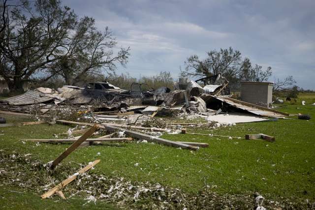No fue ‘Laura’ la amenaza aniquiladora que esperaban pero causó 4 muertes en Louisiana