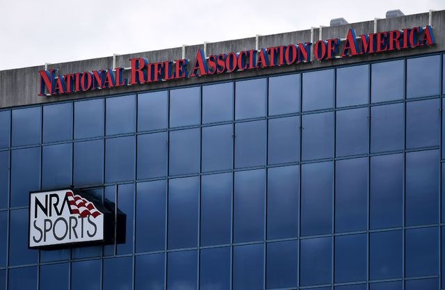 Fiscal de Nueva York intenta disolver Asociación del Rifle, promotora del armamentismo en EU