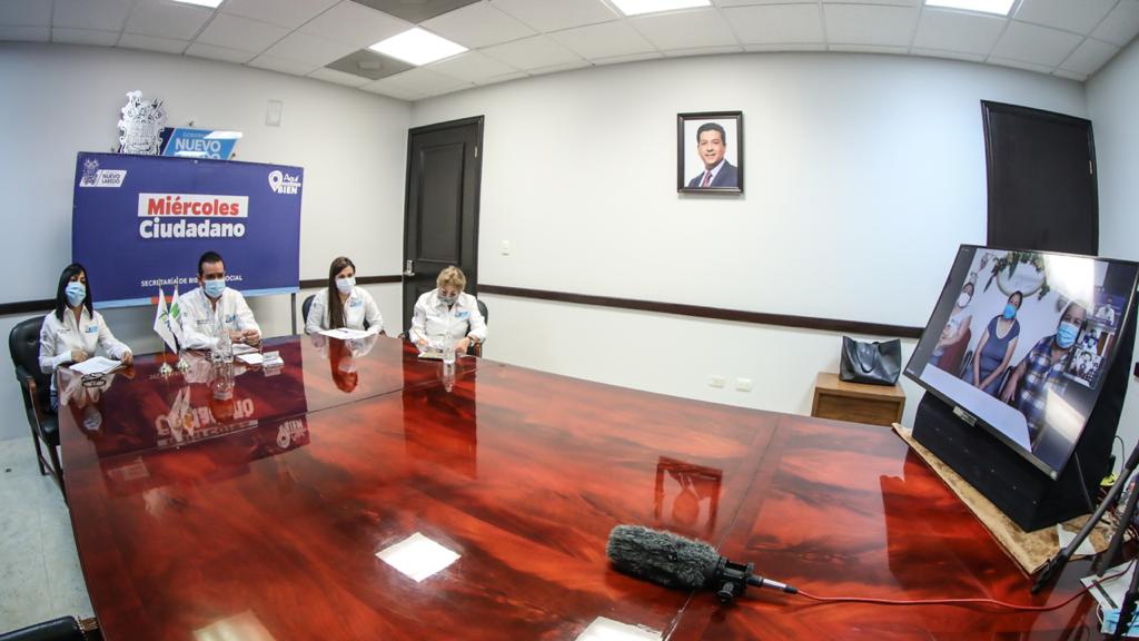 Fortalece Enrique Rivas   cercanía con la gente