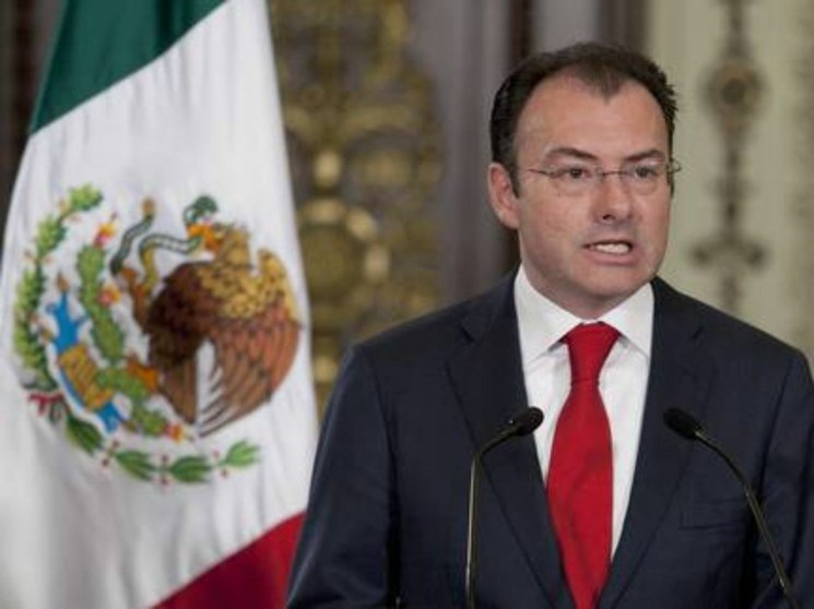 Niega Videgaray estar buscando refugio en Israel para evitar eventual extradición