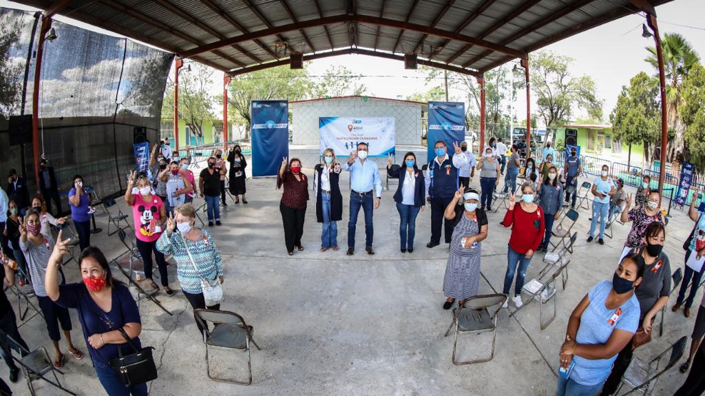 Atiende Rivas peticiones  de la colonia Del Maestro
