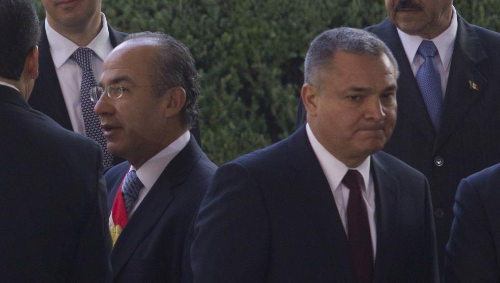 Asegura la FGR tres casas de Genaro García Luna en la CDMX y Morelos