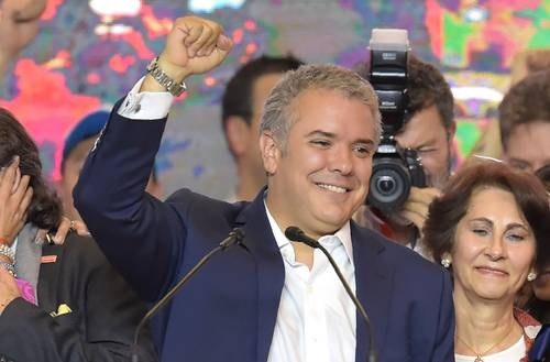 Cierra Colombia fronteras con Brasil por temor a que llegue nueva variante de Covid-19