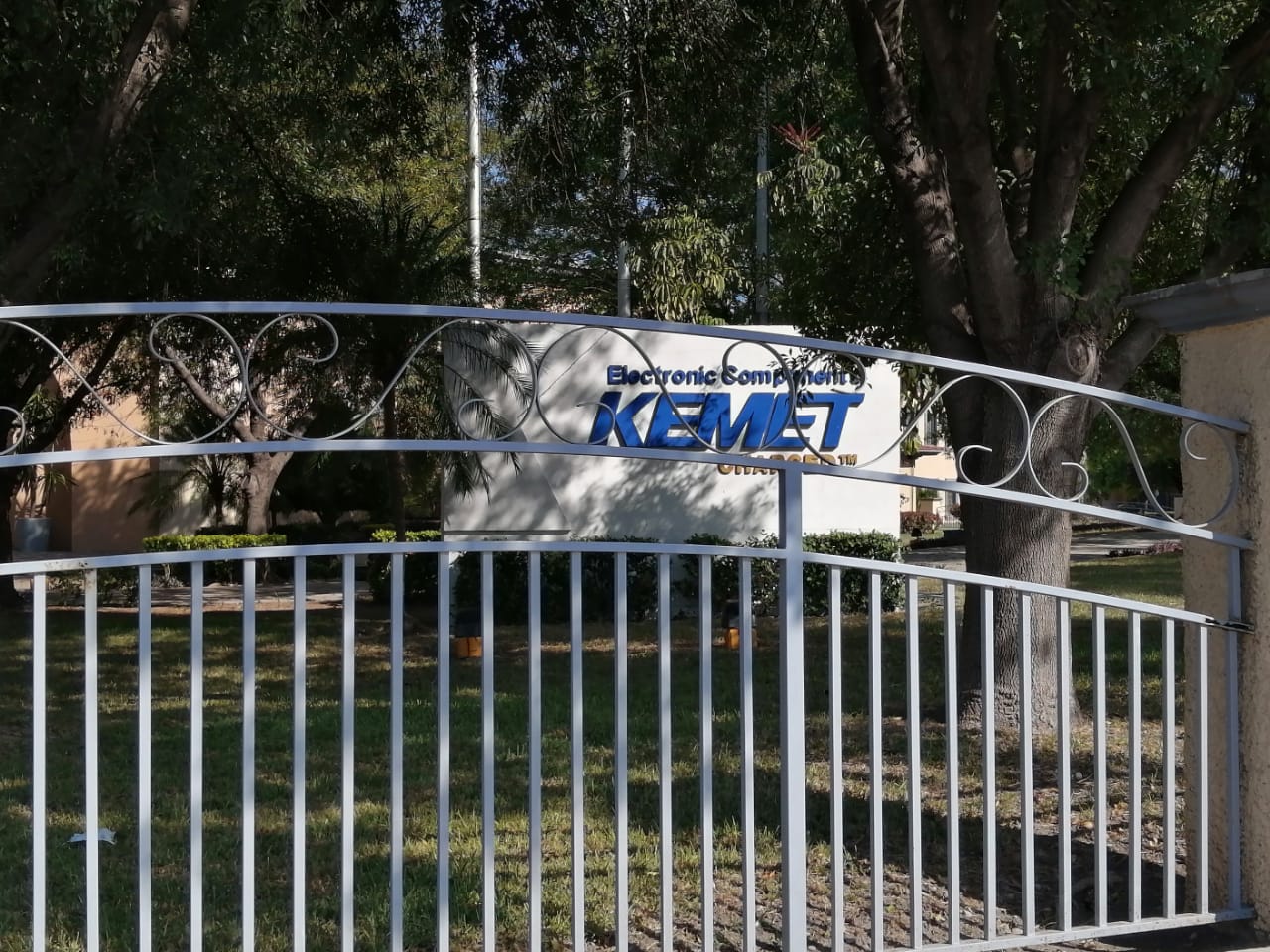 Pide sindicato a maquiladora Kemet de Victoria 15% de incremento salarial