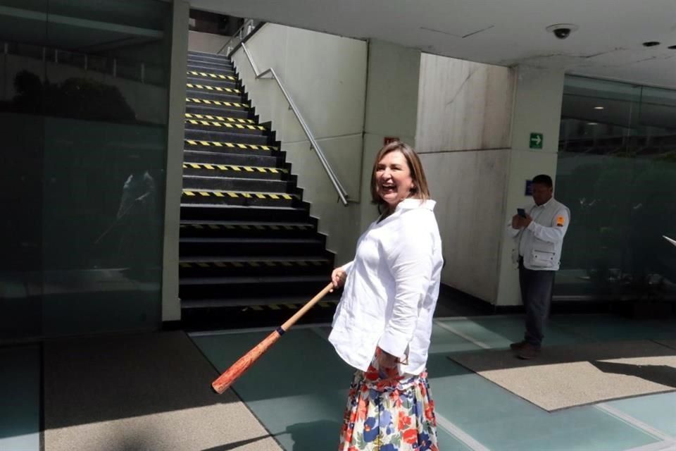 Las mujeres y López-Gatell: Xóchitl Gálvez lo quiere, pero encerrado Almoloya