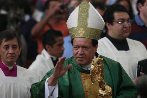 Norberto Rivera está intubado pero estable; su ex vocero culpa a Arquidiócesis de su condición