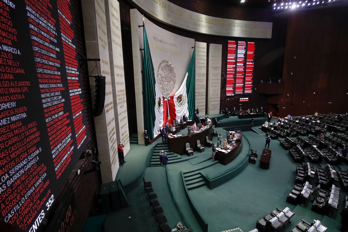 Aprueban diputados en comisiones dictamen para reformar Ley de Industria Eléctrica