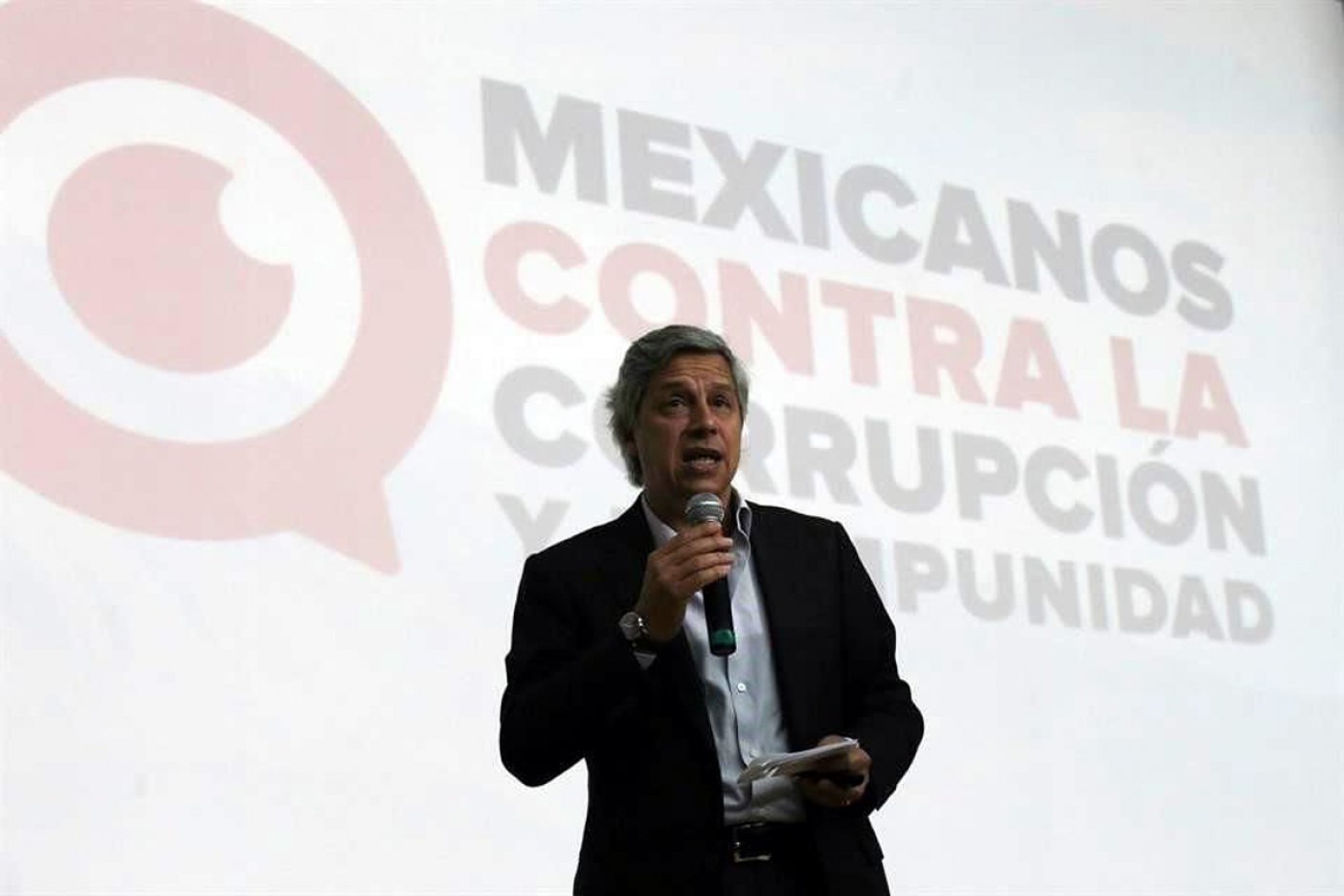 Pone SAT en la mira a Mexicanos contra la Corrupción y la Impunidad por evasión fiscal