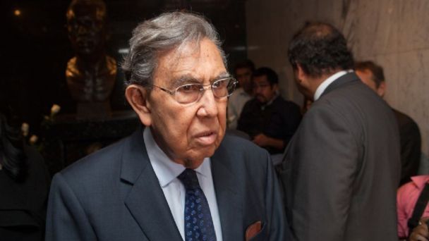 Cuauhtémoc Cárdenas cuestiona mescolanza partidaria promovida por Claudio X González