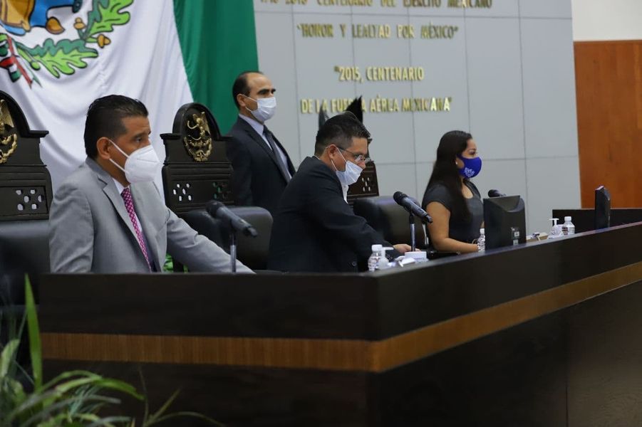 Soñar en el Congreso: que Comapas repongan gratis medidores dañados y CFE pague por apagones