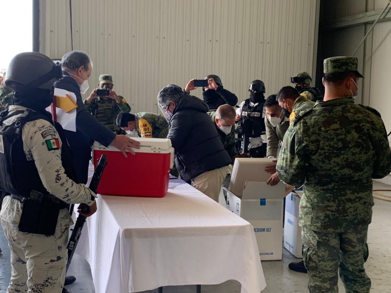 Recibe Tamaulipas 22 mil 425 dosis de Pfizer para terminar de vacunar a personal de salud