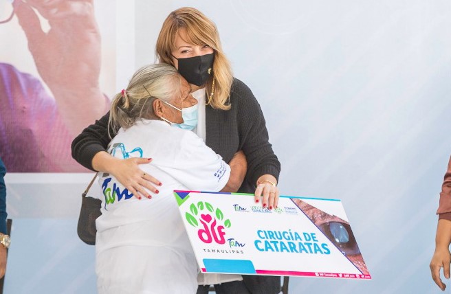 Recibe Mariana reconocimiento federal por entrega de insumos médicos a población vulnerable