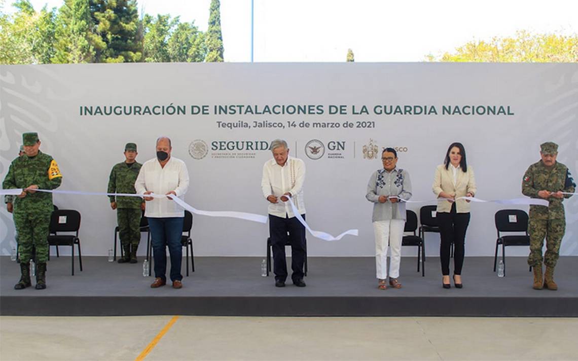 Asegura AMLO que se han destinado 40 mmdp en vacunas anti-Covid; Alfaro empequeñece