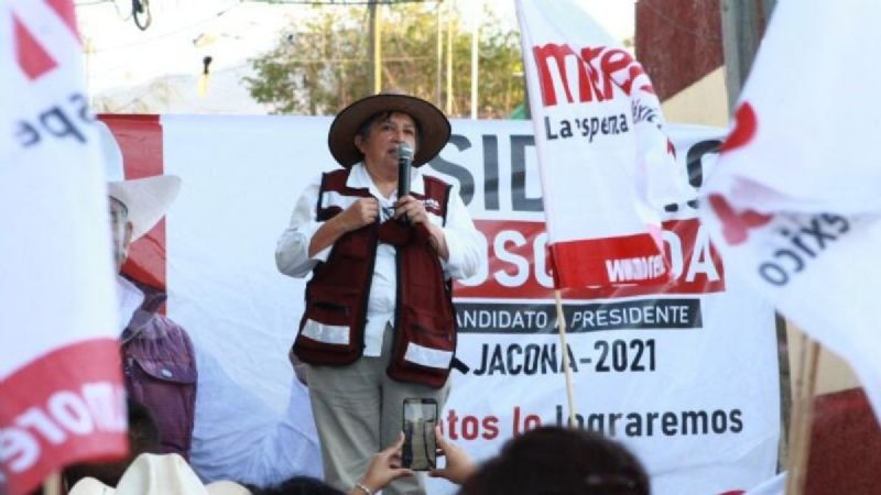 Infarto quita la vida a candidata a diputada de Morena en gira por Michoacán