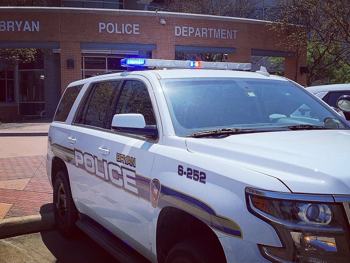 Balacera en Texas deja una persona sin vida y cinco heridos, entre ellos un policía