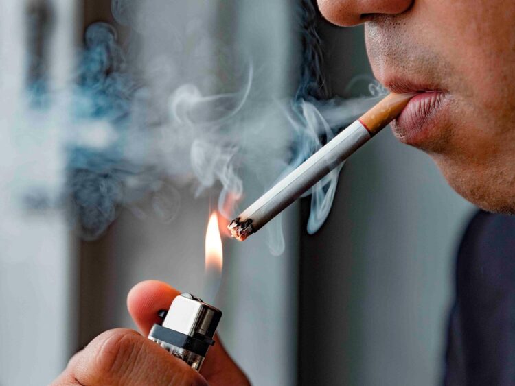 Advierte Salud sobre consumo de tabaco en tiempos de pandemia por Covid-19