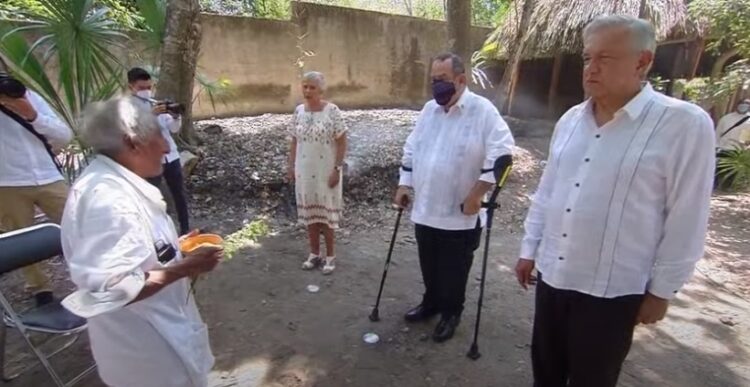 Ofrece AMLO disculpas a pueblo Maya por agravios en la conquista, colonia e independencia