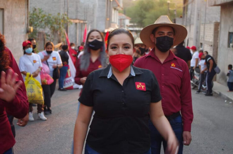 Muere hoy esposo de candidata de Morena-PT atacada a balazos en Michoacán