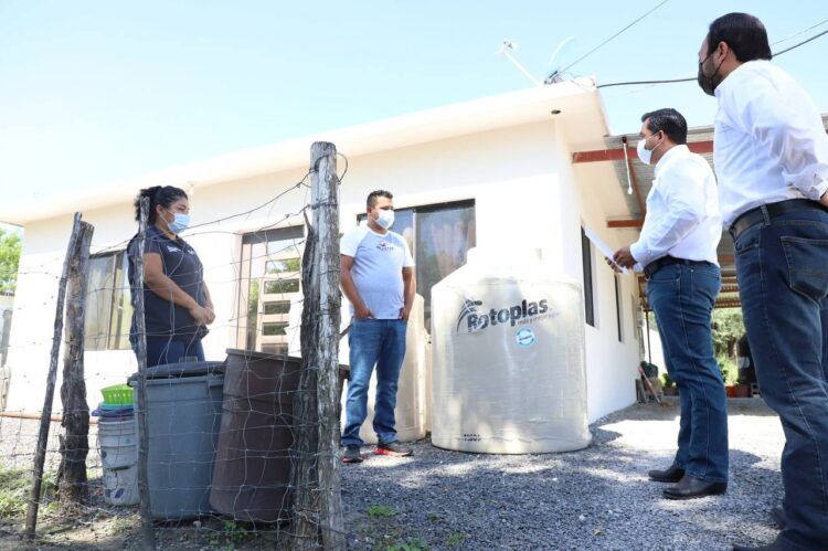 Familias de Jiménez  reciben beneficios del gobierno del Estado