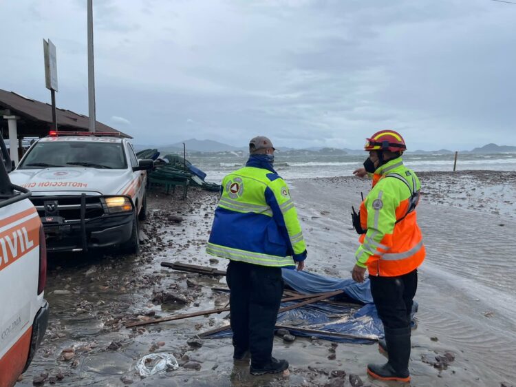 Huracán ‘Nora’ golpea a Colima, Jalisco y Michoacán; CFE restablece luz a 57% de afectados