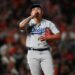 Julio Urías supera otro récord de Fernando Valenzuela