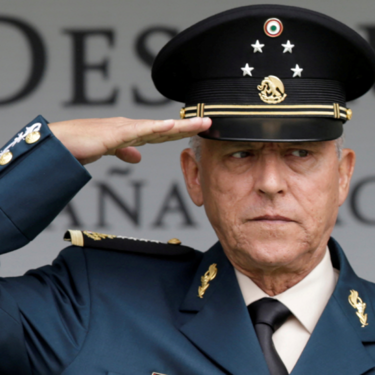 Tiene México retenidas visas de 12 agentes de la DEA en contexto de caso Cienfuegos