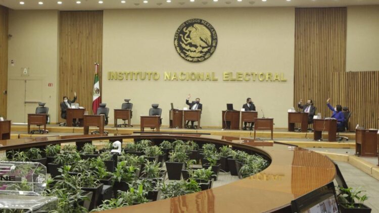 INE ordena a Fuerza por México devolver cerca de 34 mdp 