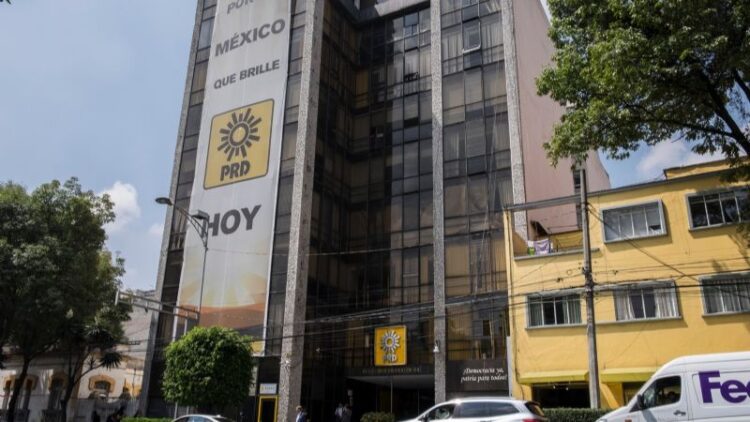 Ordena el INAI al PRD que diga quién es el dirigente y cuánto gana