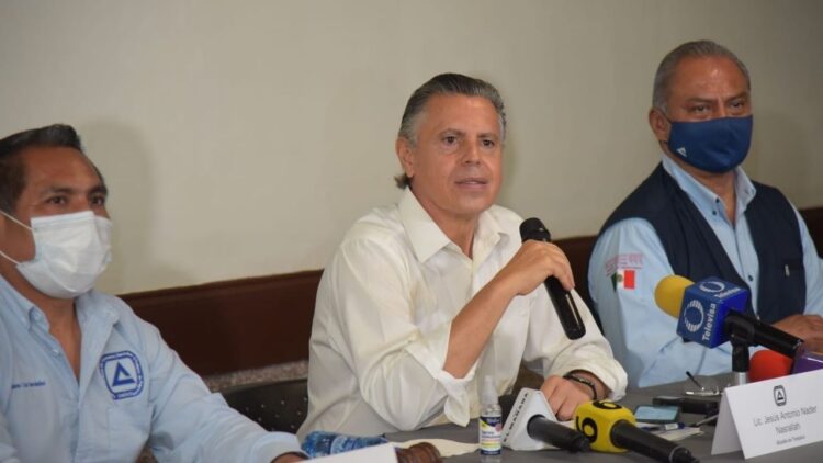 Exigen castigo para alcalde panista de Tampico por campaña anticipada para gobernador