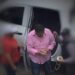 Golpean y roban vehículo de lujo a ex secretario de Salud de Jalisco; en 2019 estuvo detenido