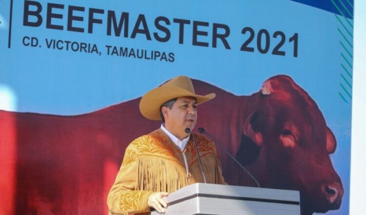 Con 9 subastas ganaderas se han recaudado 20 mdp para programas sociales del DIF Tamaulipas