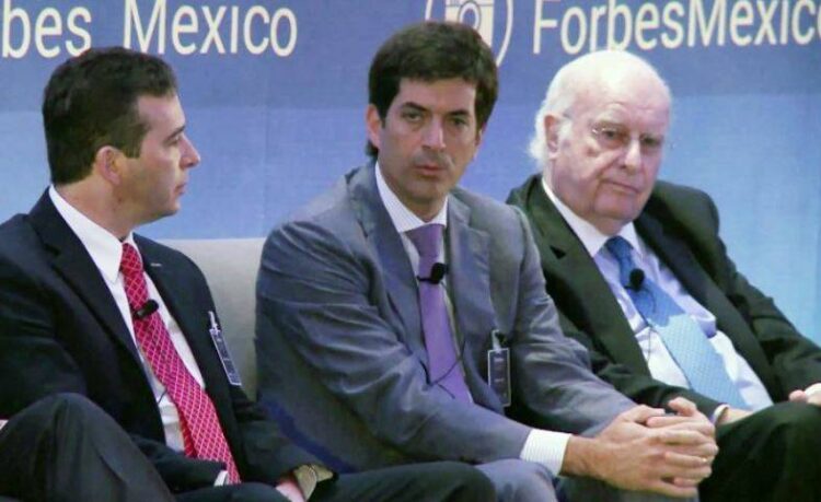 Niegan amparo a Gonzalo Gil White contra orden de aprehensión 