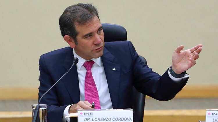 Pretensión de recorte pone en riesgo revocación de mandato: INE