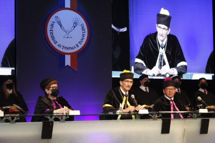 Preside Rector homenaje de la UAT a universitarios del Campus Sur