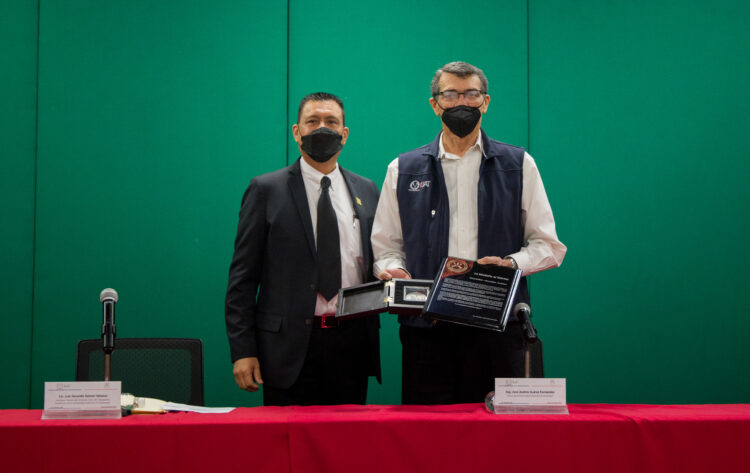 Reconoce SUTAUAT labor del Rector Suárez Fernández