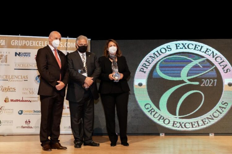 Tamaulipas recibe premio por aplicación ‘Compra Tam’ dentro de la FITUR Madrid 2022