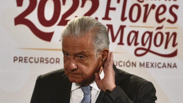 Señala AMLO frustración de adversarios que gastan en desprestigiarlo y tenga aprobación del 70%