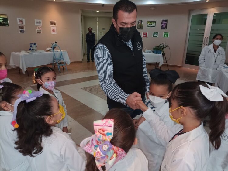 Reconoce el Rector labor de investigadoras de la UAT