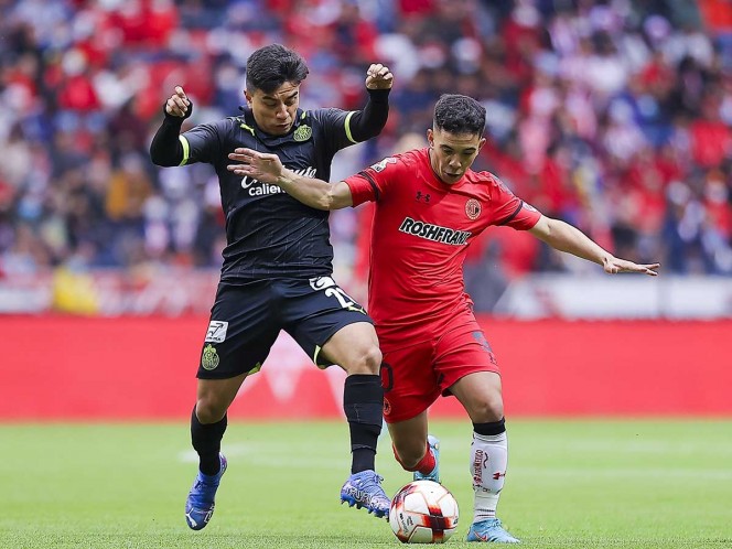 Se le aparece al diablo a Chivas y en el último minuto Toluca le saca el empate a uno