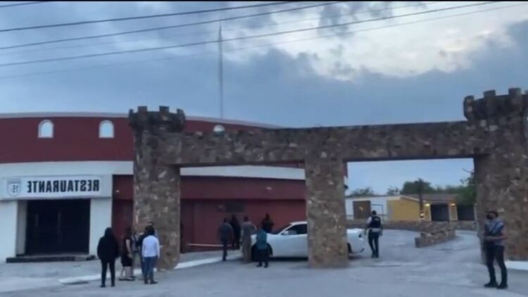 Propalan versión de que Debanhi se resbaló, cayó a la cisterna y murió; ‘es mentira’, dice su padre