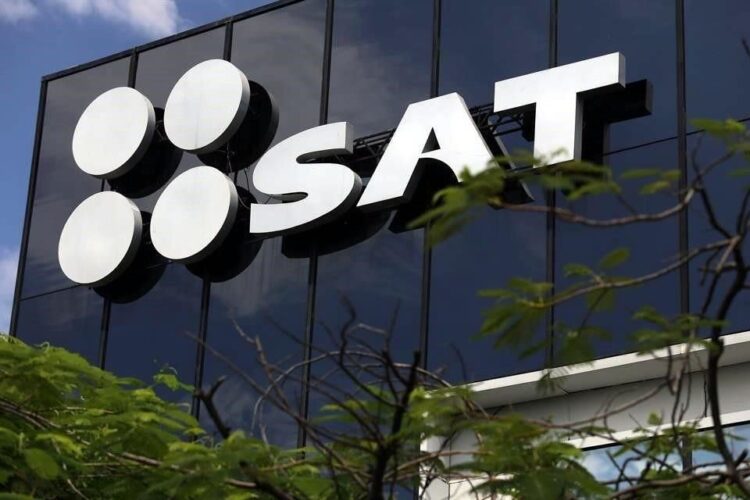 Detecta SAT descarado robo de datos por medio de tres cables conectados a sus servidores